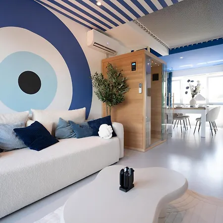 Apartamento Capsule Santorini - Balneo - Sauna - Switch 2 *
